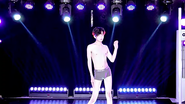 AOA-MIC 即時 XXX 聊天