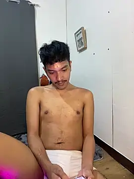 แชท XXX สดของ asian_darlingcummersxXx