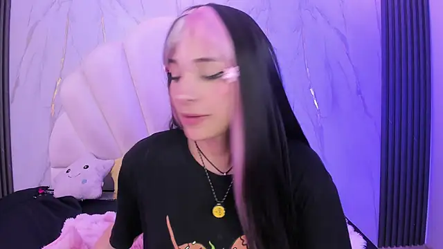 Вебкам-шоу AliiceWonderland_