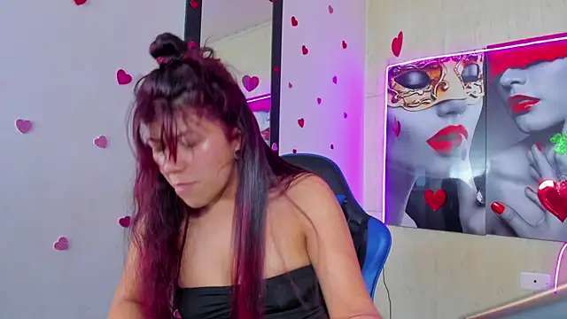 Raven_Rouge_'s Live XXX Chat