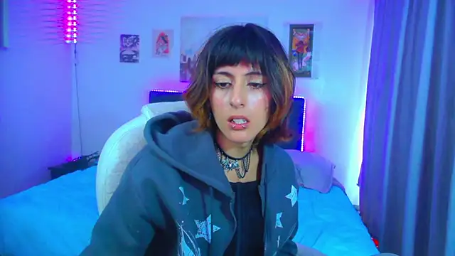 goth_minervan Webbikameraesitys