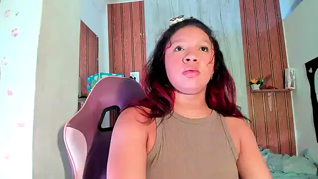 Czat XXX na żywo – Emily_Coper18