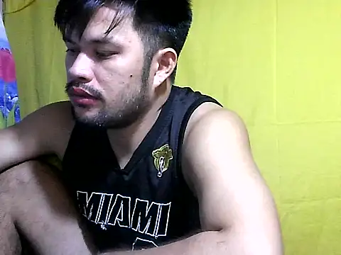HairyHottestpinoyHandsome 网络视讯表演