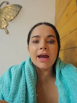 CataleyaRusso – Live XXX-chat
