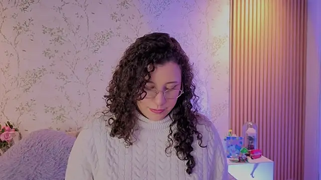 دردشة Charlotte__Miller الجنسية المباشرة