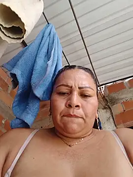 XXX chat uživo modela Dirty_Foxx5