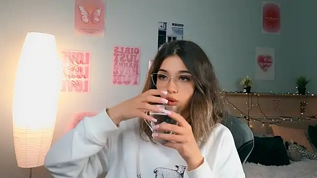 dinnerwithflowers' Live XXX Chat