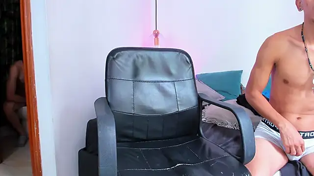 your_d0ll1n Live XXX chat