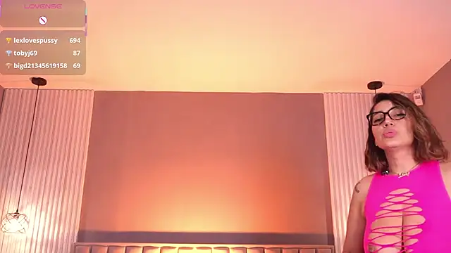 ValeryNovaのライブXXXチャット