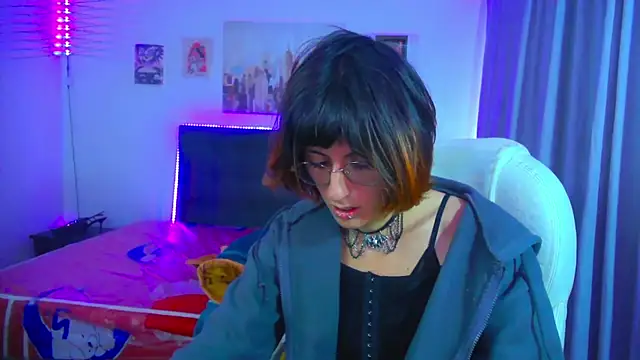 goth_minerva webcam show