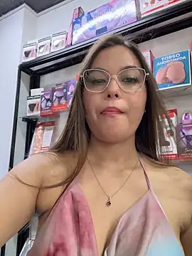 rapunzel069 Adlı Modelin Canlı XXX Sohbeti