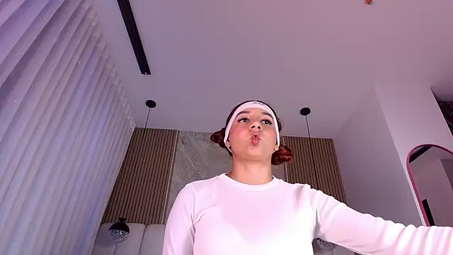 celeste_moonx: απευθείας συνομιλία ΧΧΧ