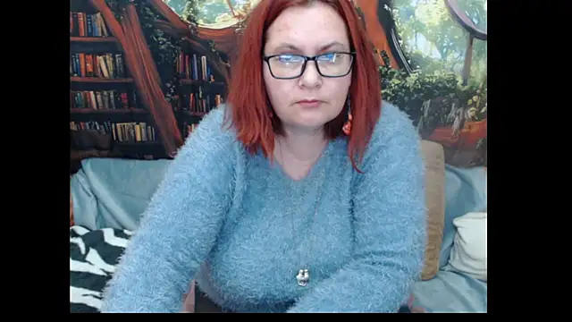 PlayfullMature Pertunjukan Webcam