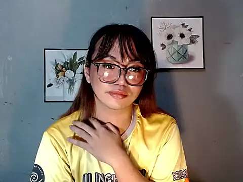 Asianblk_barbiedoll Pertunjukan Webcam