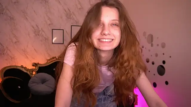 CuteeFoxy 现场XXX聊天