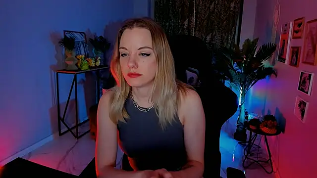 VireliaMoonfall Adlı Modelin Canlı XXX Sohbeti