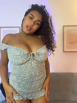 Webkamerová show aleja_montiel__