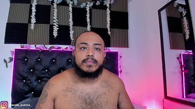 Chatroom XXX en direct de _Annie_Andrick_