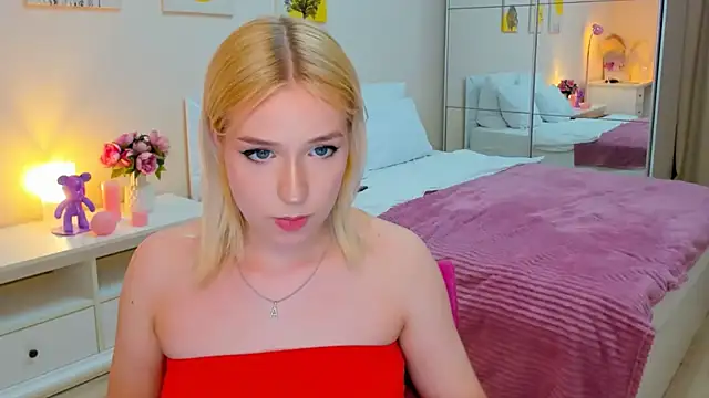 Chat +18 de serene_land ao vivo