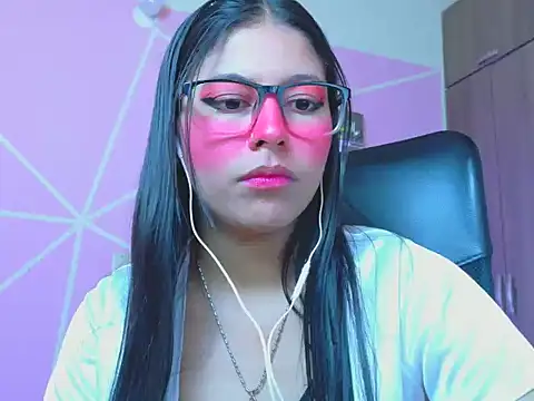 Онлайн чат XXX _ALLYSON18_