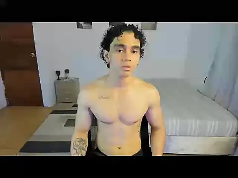 mateo_jack's Live XXX Chat