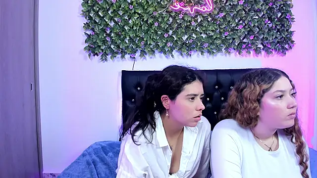 valeria_and_zoe Chat XXX live