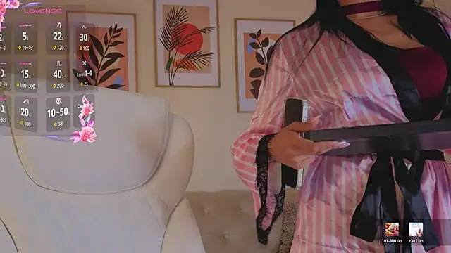 XXX chat uživo modela Lucia_Brown_