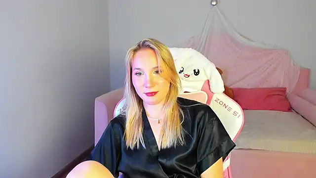 Show de ElaraVoltage na webcam