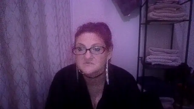 Chat +18 de CloudyCockTeaser ao vivo