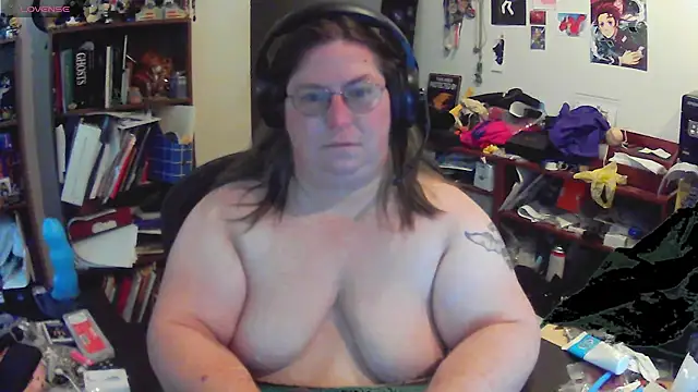 ShibariTurtleDuck's Webcam Show