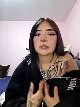 piti_sauro 即時 XXX 聊天