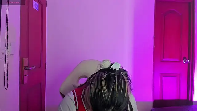 Dahiana_Dmour_ 即時 XXX 聊天