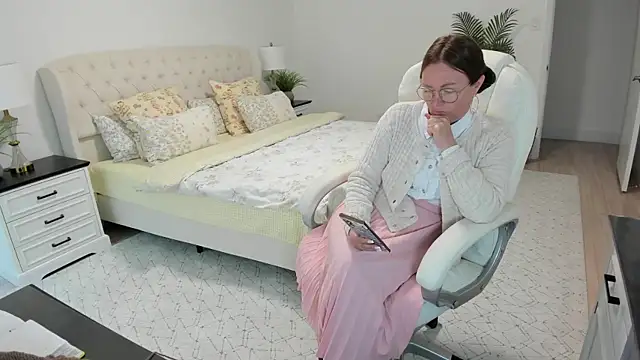 Vika73 Adlı Modelin Canlı XXX Sohbeti