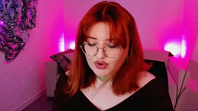 Chatroom XXX en direct de StaceyJensen