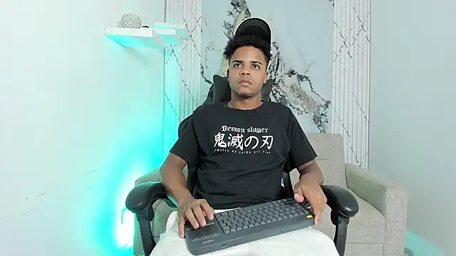 Živý XXX chat TaylorClay_