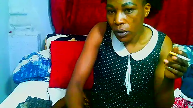 freaky_naughty Chat XXX in diretta