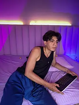 abrilandjulian live XXX chat