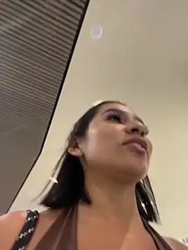 AlyssaRay 现场XXX聊天