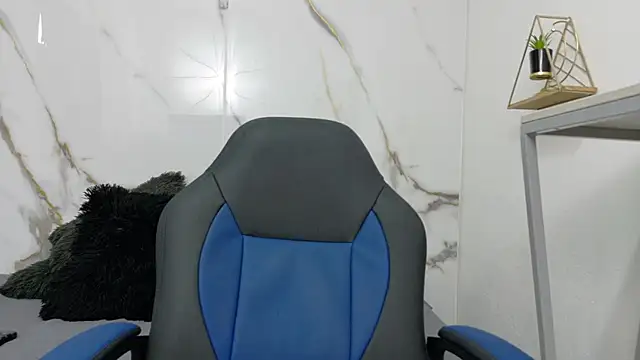 Lindsey8's Live XXX Chat