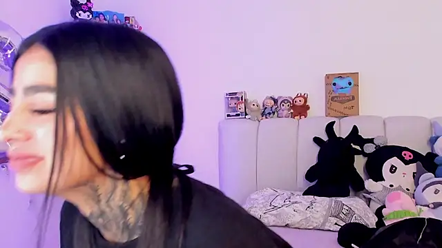 Aliceee_0's Live XXX Chat