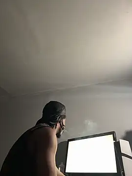 MIGHTYDEMONXXX's Live XXX Chat