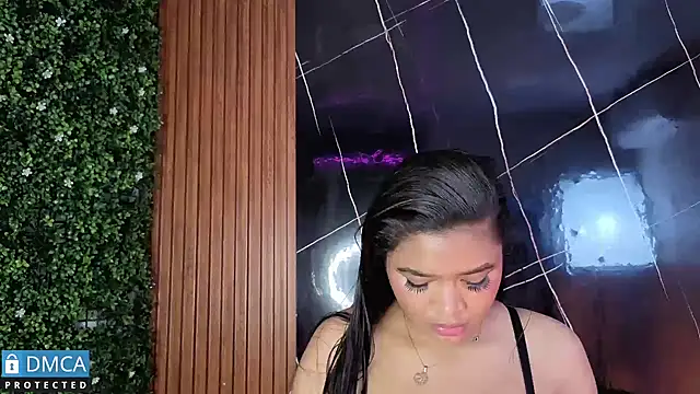 leidy_morales_'s Live XXX Chat