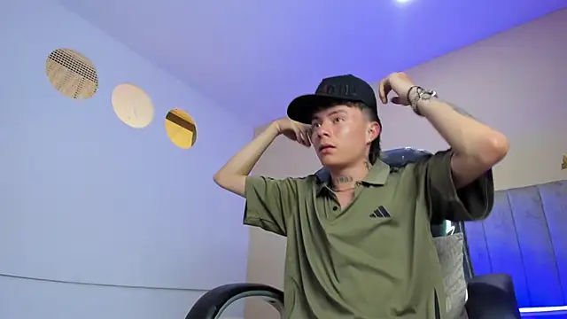 Nascary_FoxのライブXXXチャット
