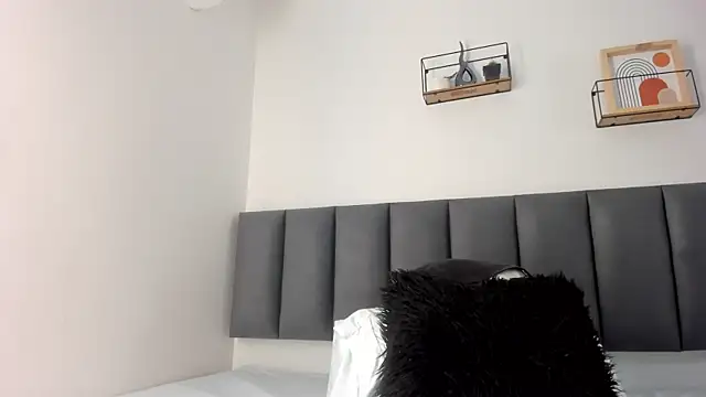 MaraOwen_'s Live XXX Chat