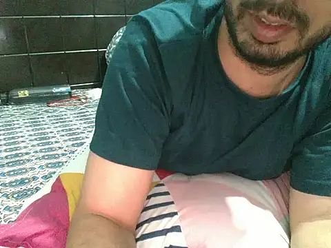 Precumboner's Live XXX Chat