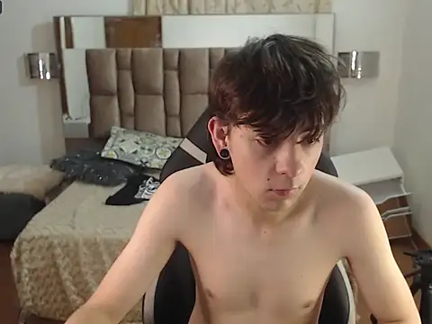 Czat XXX na żywo – Ashboy_1