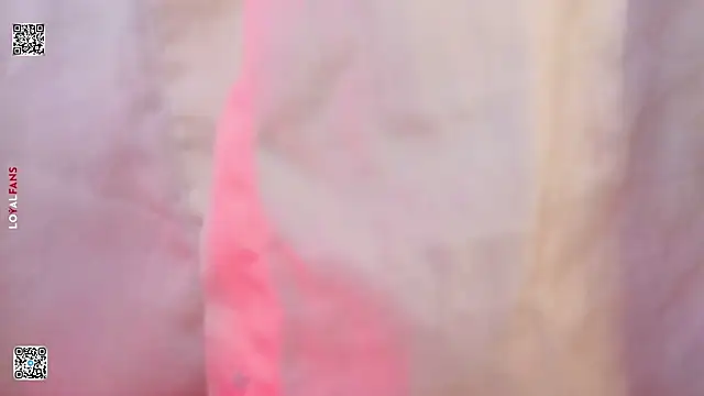 mon_lolaのライブXXXチャット