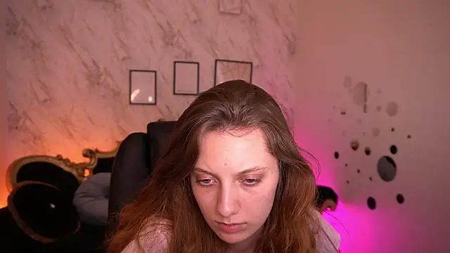 Вебкам-шоу CuteeFoxy