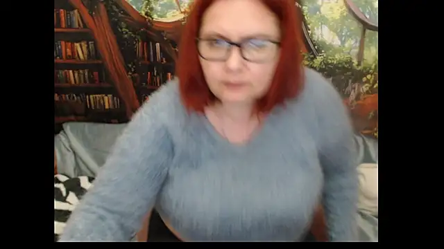 PlayfullMature élő XXX-chatje
