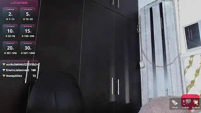 ian_smith_ Show in webcam